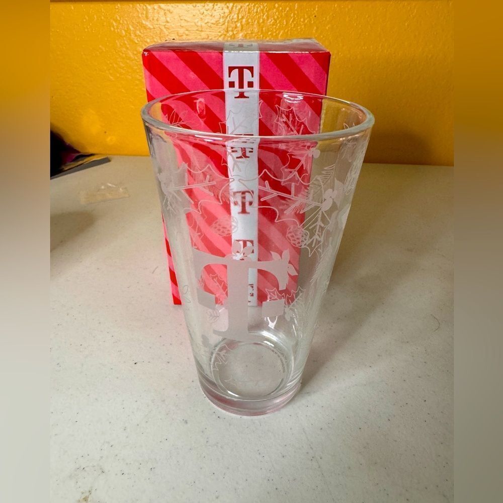 T-Mobile holiday glass